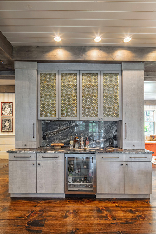 Detail of bar in kitchen